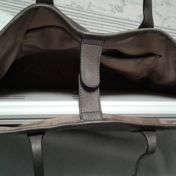 Cole Haan tote bag metallic leather braided detail - Picture 9 of 11